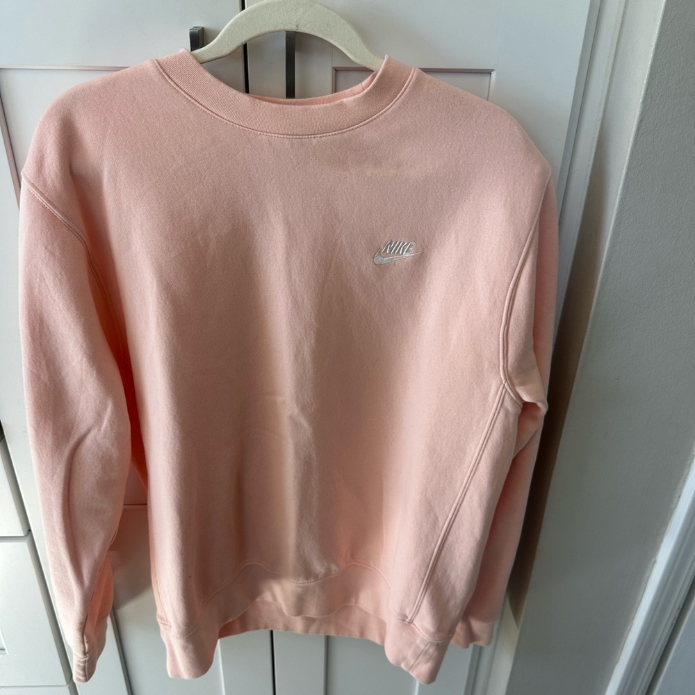 Nike Women's Pink sportswear phoenix fleece